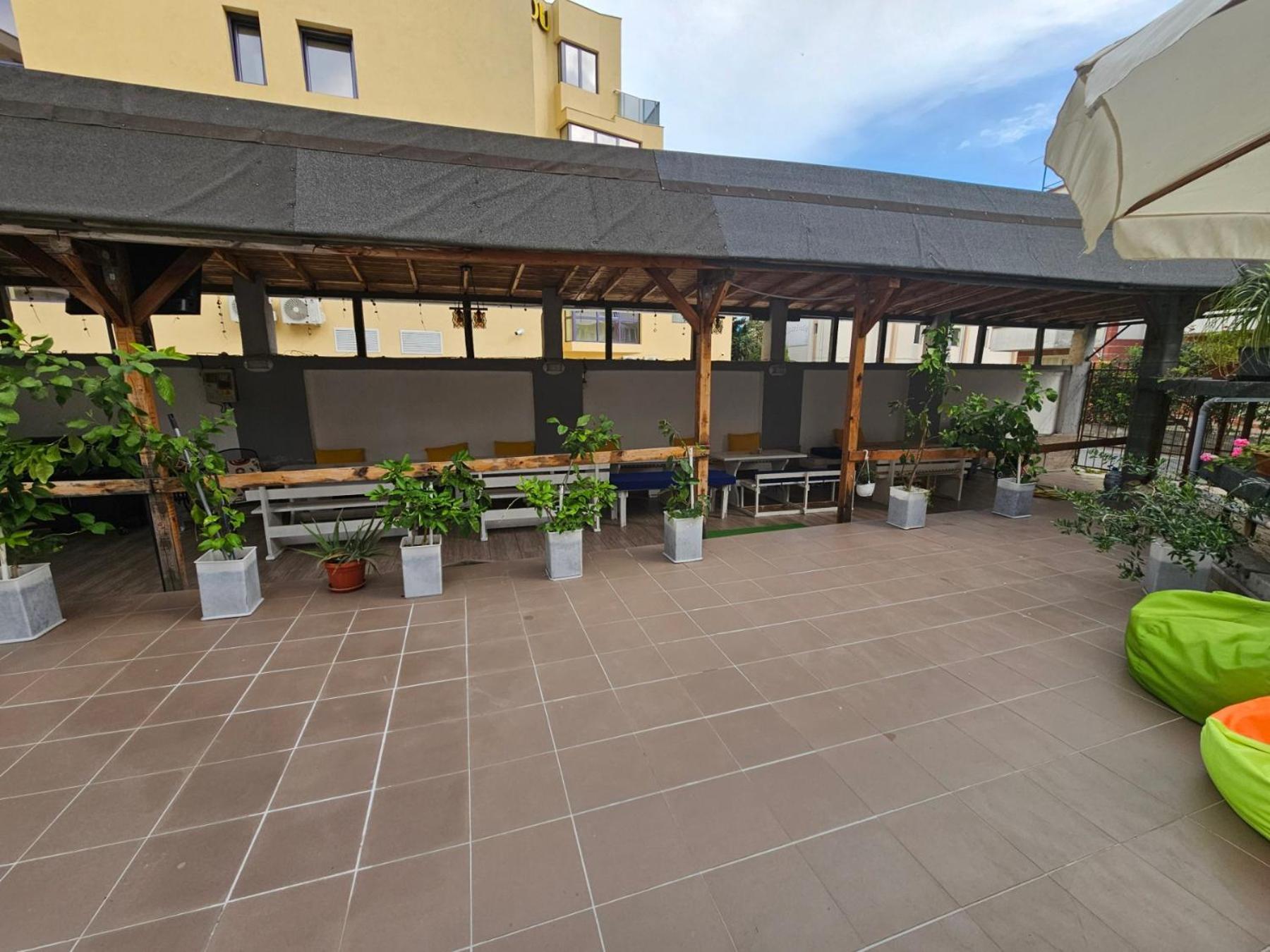 Guest House Petrovi Ravda Exterior foto